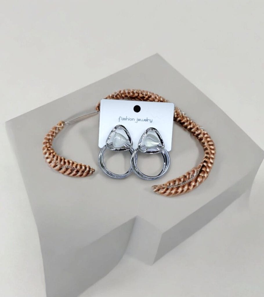 Silver Pearl Earrings - Image 3