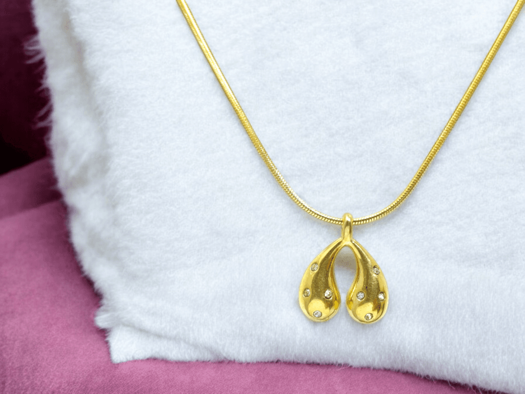 Gold Heart Shaped Necklace - Image 3