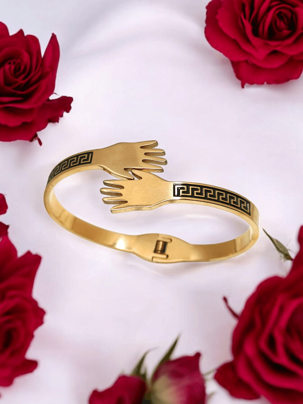 Intertwined Hands Bracelet
