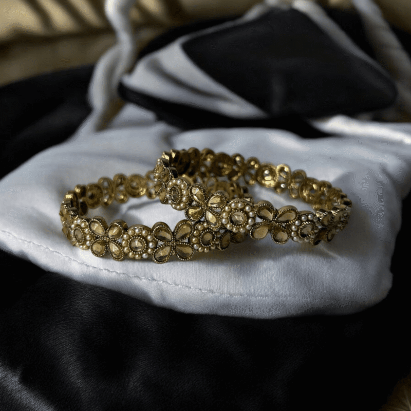 Floral Kundan Bangles