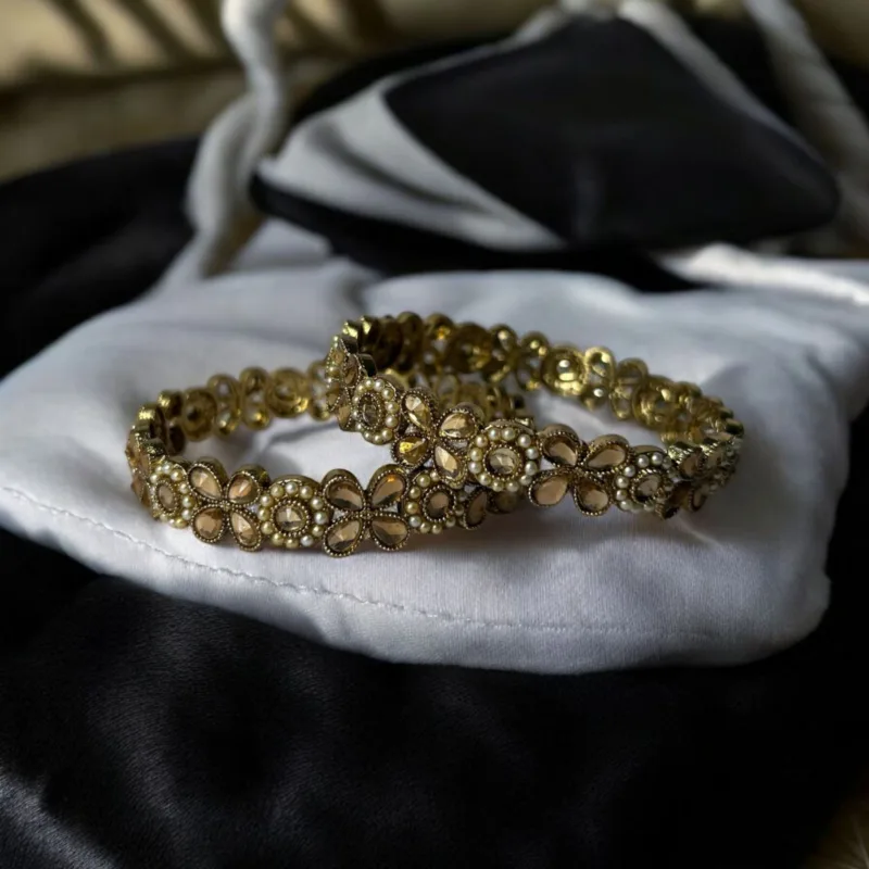 Floral Kundan Bangles