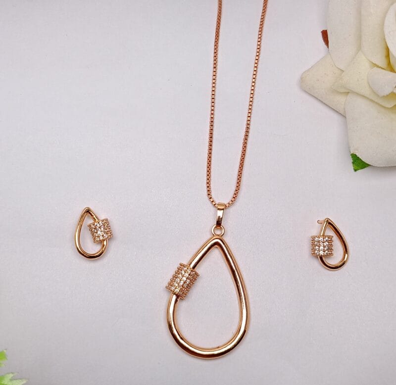 Rose Gold Tear Drop Pendant Set