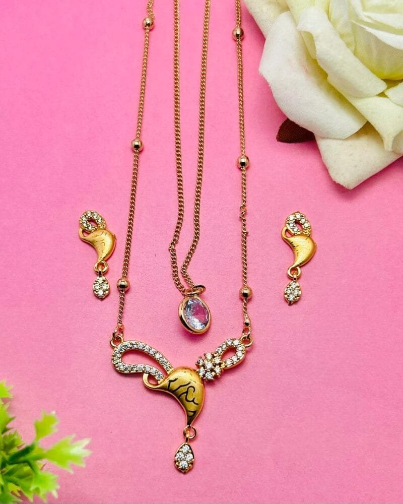 Gold Floral Necklace - Image 2