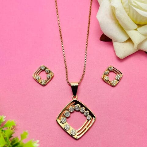 Modern Chic Pendant