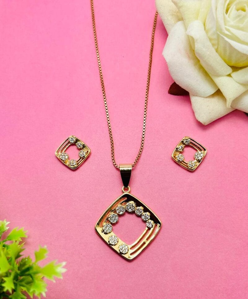 Modern Chic Pendant